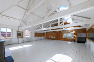 First Floor- click for photo gallery